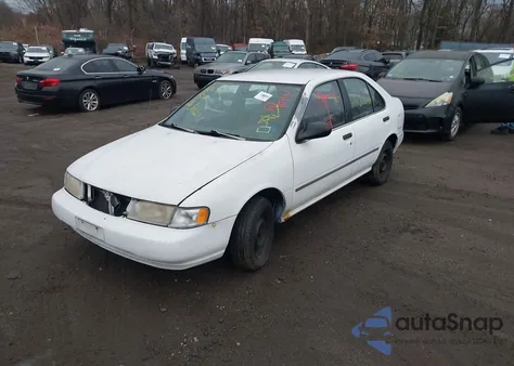 1997 Nissan Sentra Gle/Gxe/Xe z USA, uszkodzony, nr VIN 1N4AB41D0VC790497